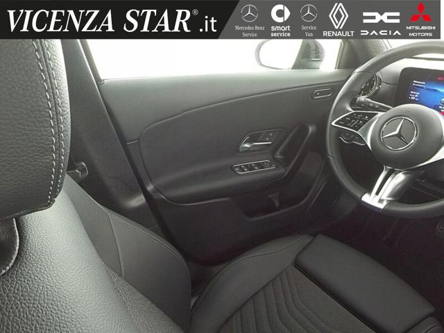 MERCEDES-BENZ A 200 usata, con Controllo automatico clima