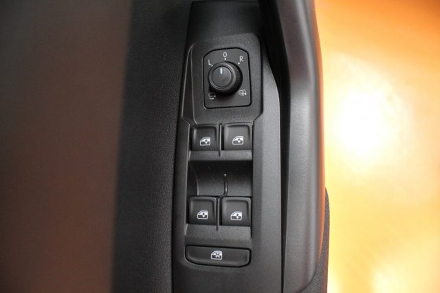 VOLKSWAGEN Taigo usata, con Cruise Control