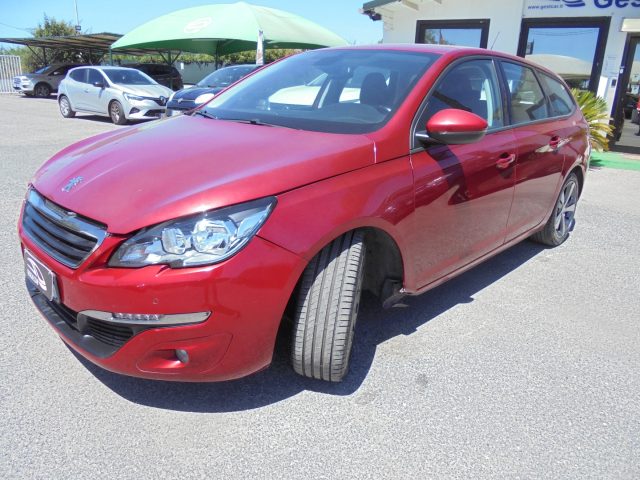 PEUGEOT 308 usata, con Autoradio