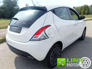 LANCIA Ypsilon usata, con Park Distance Control