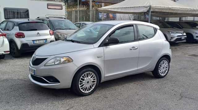 LANCIA Ypsilon usata, con Airbag Passeggero