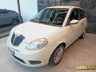 LANCIA Ypsilon usata, con Airbag