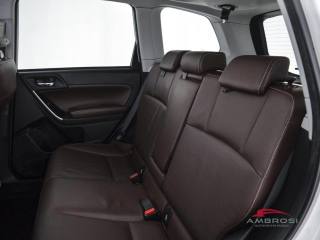 SUBARU Forester usata 9
