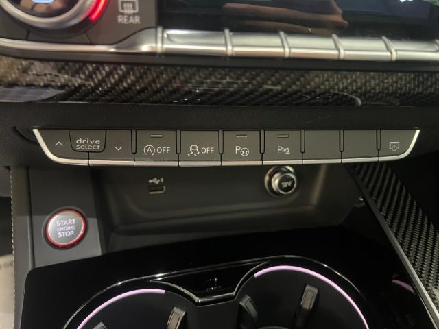 AUDI RS4 usata, con Interni in pelle