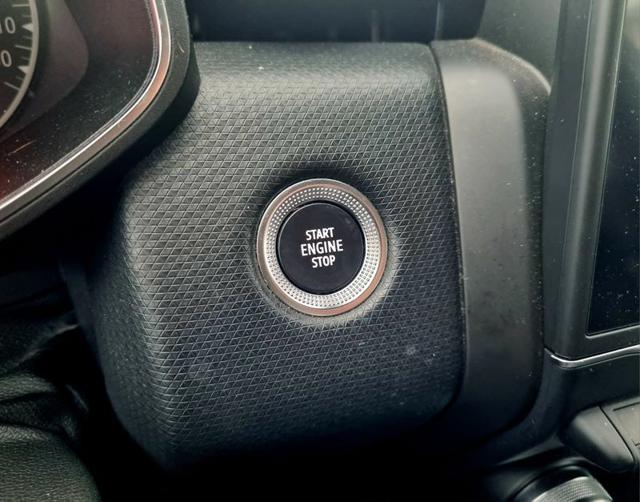 RENAULT Clio usata, con Servosterzo