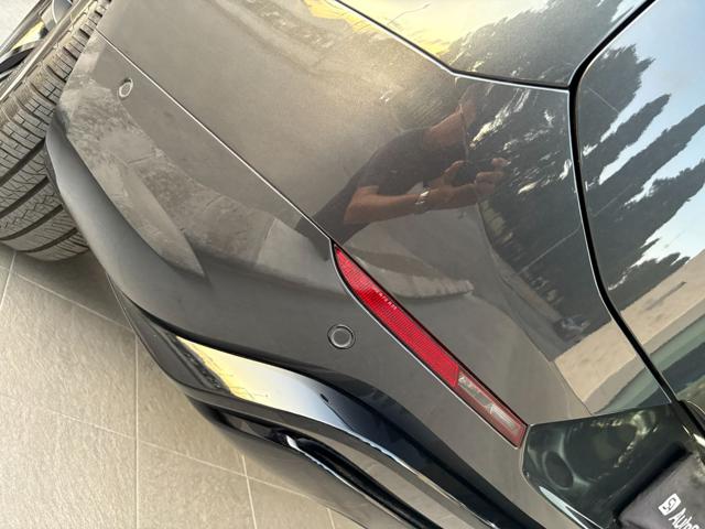 LAND ROVER Range Rover Sport usata, con Pacchetto sportivo