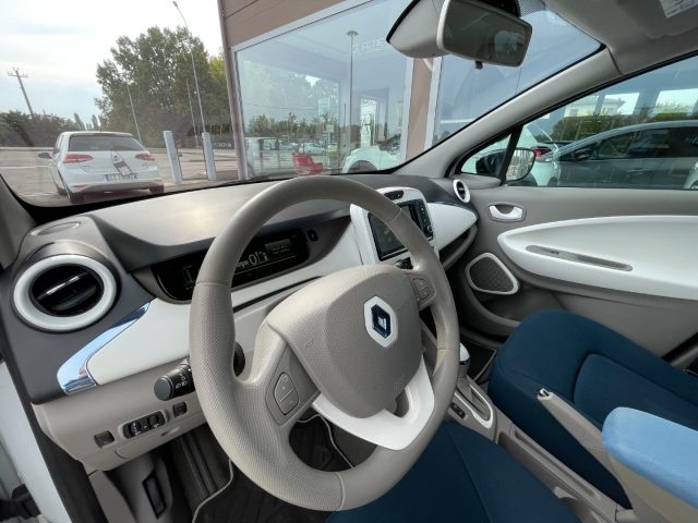 RENAULT ZOE usata, con Sistema di navigazione