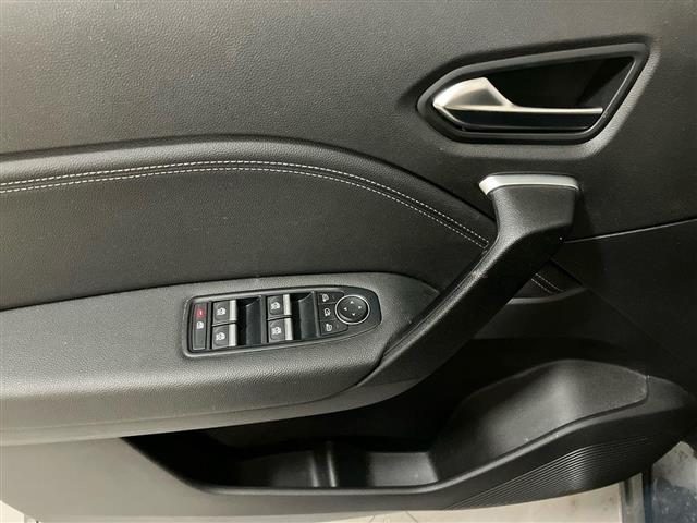RENAULT Captur usata 27