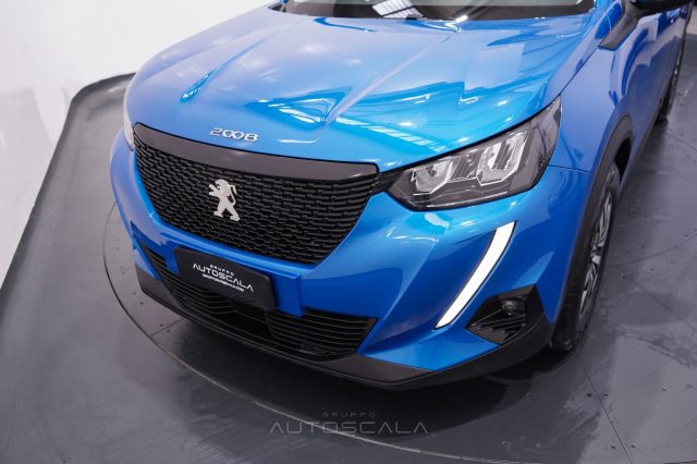 PEUGEOT 2008 usata, con Specchietti laterali elettrici
