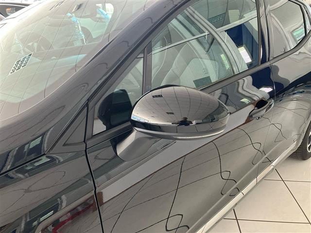 RENAULT Clio usata, con Hill holder