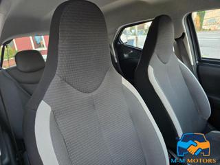 TOYOTA Aygo usata 27