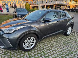 TOYOTA C-HR usata, con Sistema di navigazione