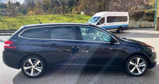 PEUGEOT 308 usata, con Autoradio