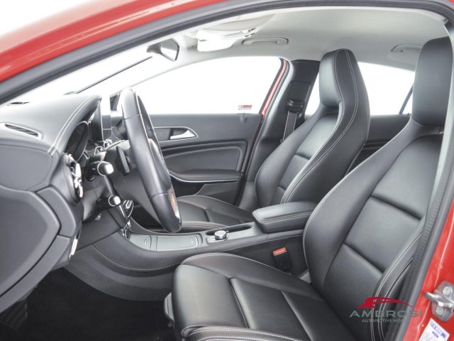 MERCEDES-BENZ GLA 200 usata 8
