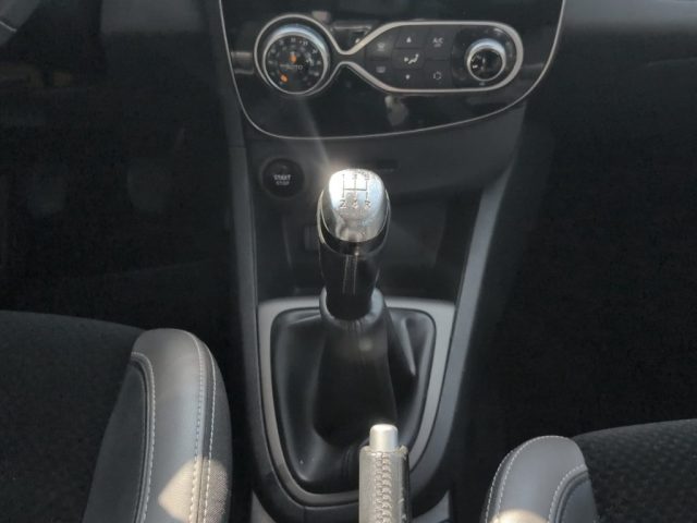 RENAULT Clio usata, con Touch screen