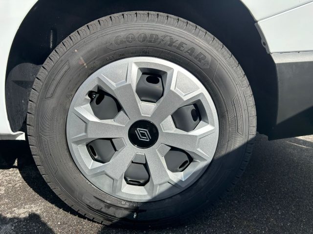 RENAULT Trafic usata, con Fari LED