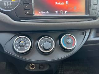 TOYOTA Yaris usata, con Lettore CD