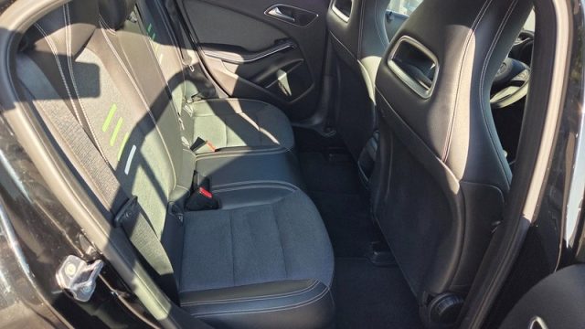MERCEDES-BENZ A 160 usata, con Chiusura centralizzata