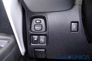 TOYOTA Aygo usata, con Airbag testa