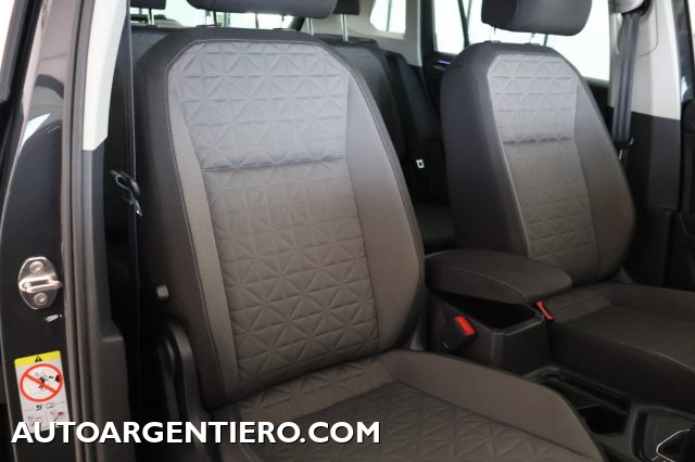 VOLKSWAGEN Tiguan usata, con Hill holder