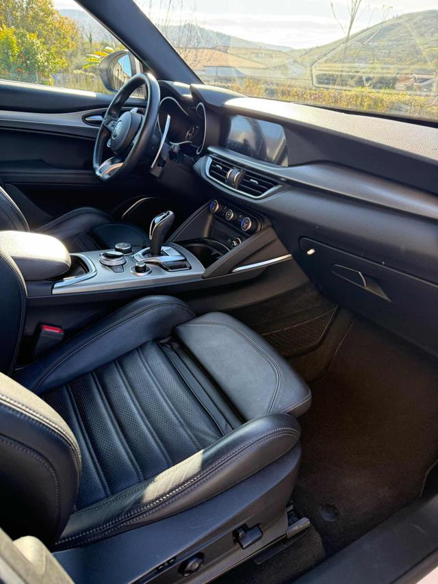 ALFA ROMEO Stelvio usata, con Touch screen