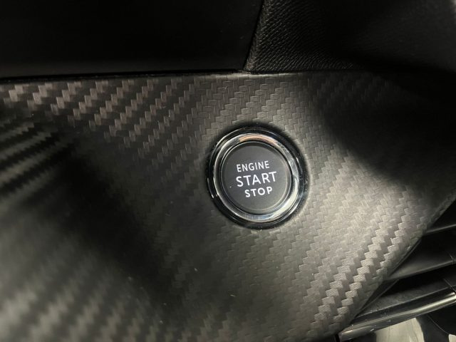 PEUGEOT 2008 usata, con Fari Xenon