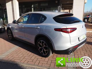 ALFA ROMEO Stelvio usata, con Cerchi in lega