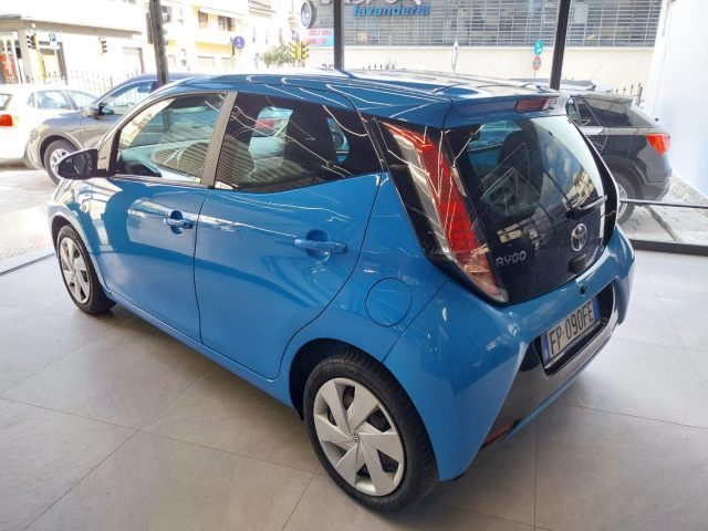 TOYOTA Aygo usata, con Alzacristalli elettrici