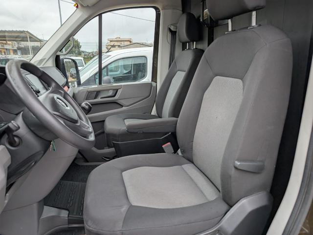 VOLKSWAGEN Crafter usata, con USB