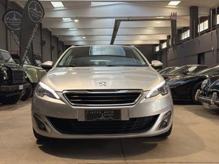 PEUGEOT 308 usata, con Airbag