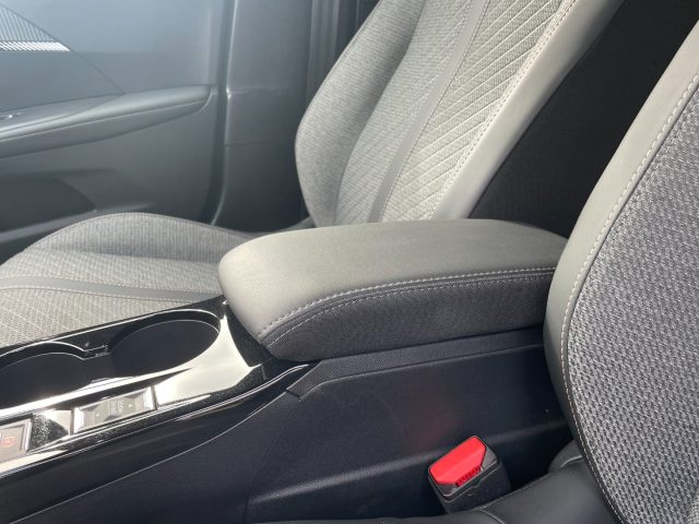 PEUGEOT 2008 usata, con Sedili sportivi