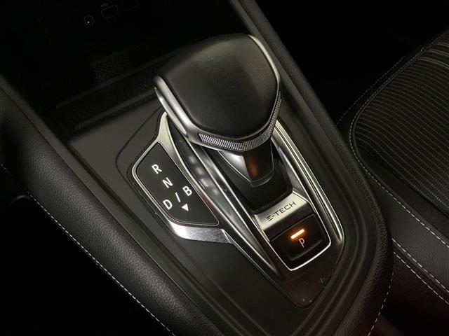 RENAULT Captur usata 24