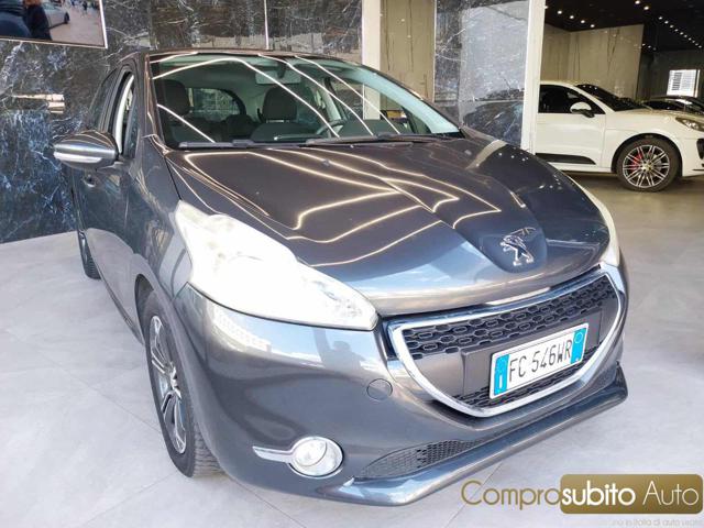 PEUGEOT 208 usata, con Airbag