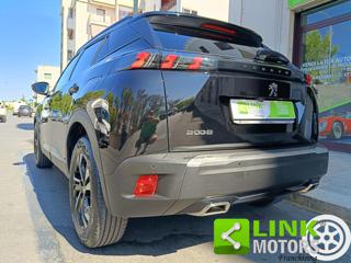 PEUGEOT 2008 usata, con Specchietti laterali elettrici