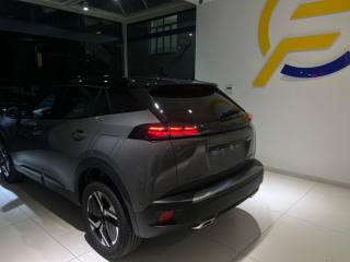 PEUGEOT 2008 usata, con Autoradio