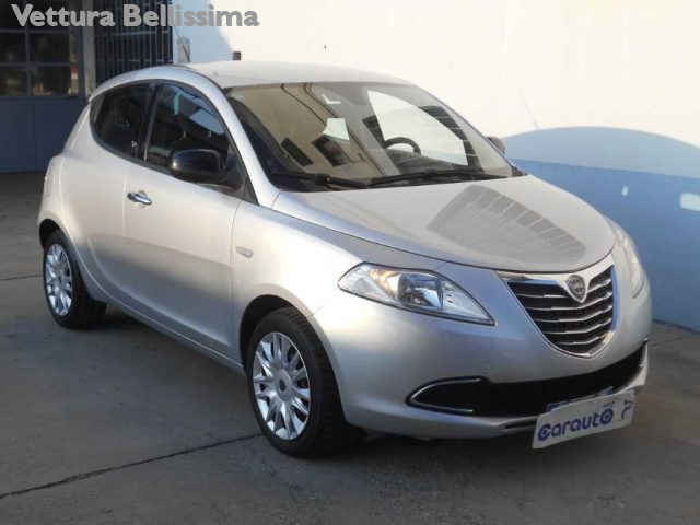 LANCIA Ypsilon usata, con Specchietti laterali elettrici