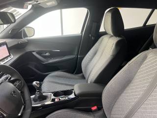 PEUGEOT 2008 usata, con Controllo vocale