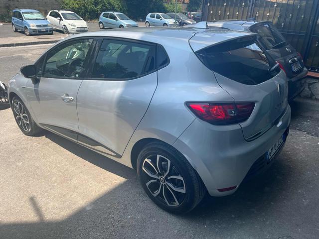 RENAULT Clio usata, con Airbag