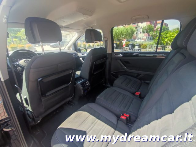 VOLKSWAGEN Touran usata 19