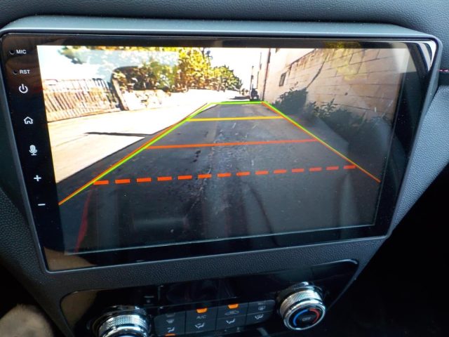 EVO Evo3 usata, con Sensori di parcheggio anteriori
