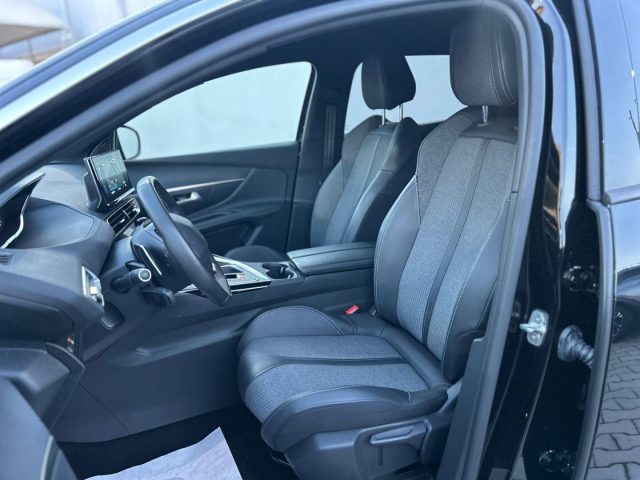 PEUGEOT 3008 usata, con Vetri oscurati