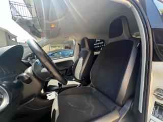 VOLKSWAGEN up! usata, con Climatizzatore
