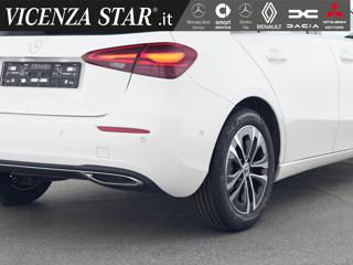MERCEDES-BENZ A 200 usata, con Alzacristalli elettrici