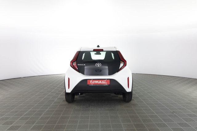 TOYOTA Aygo X usata 4