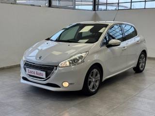 PEUGEOT 208 usata, con Airbag
