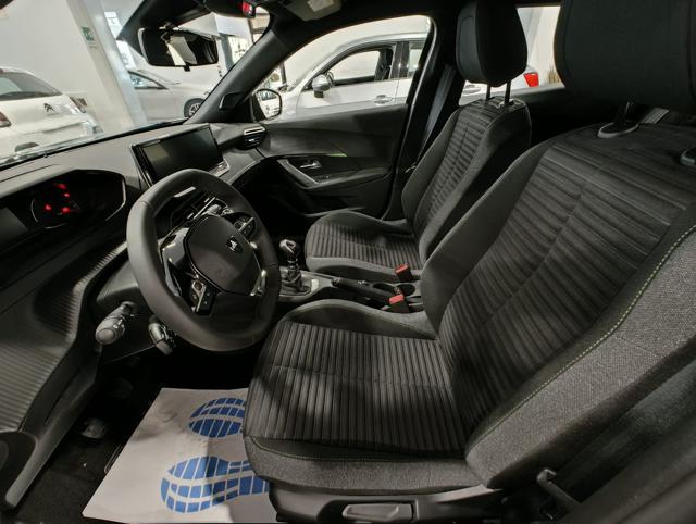 PEUGEOT 2008 usata, con Alzacristalli elettrici