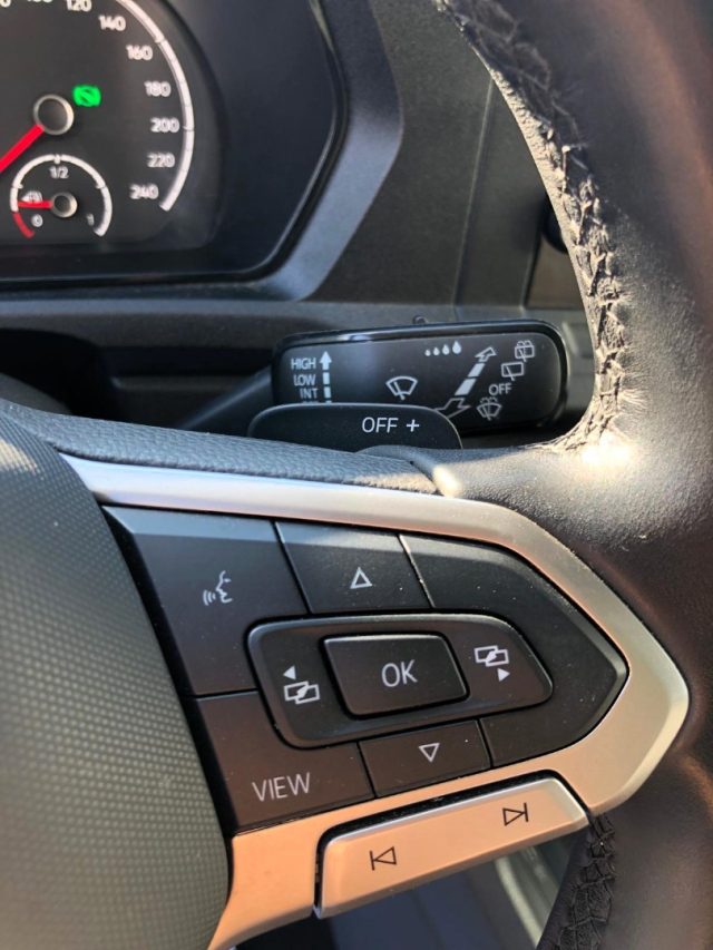 VOLKSWAGEN Caddy usata, con USB