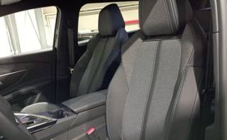 PEUGEOT 5008 usata, con Cerchi in lega