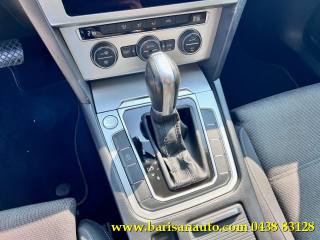 VOLKSWAGEN Passat Variant usata, con Controllo automatico clima