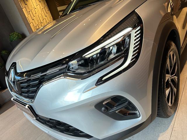 RENAULT Captur usata, con Alzacristalli elettrici